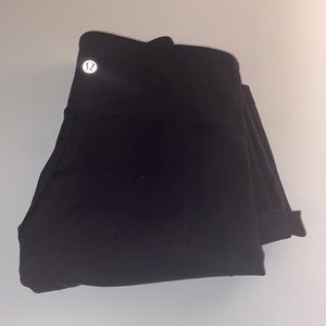 Plain black Lululemon leggings.